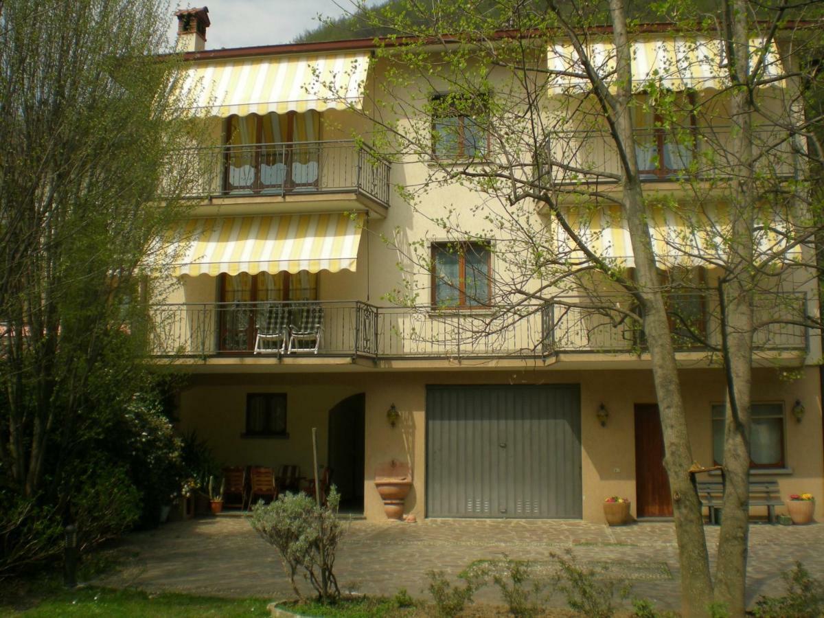Casa Vacanze Donatella Carenno Екстер'єр фото